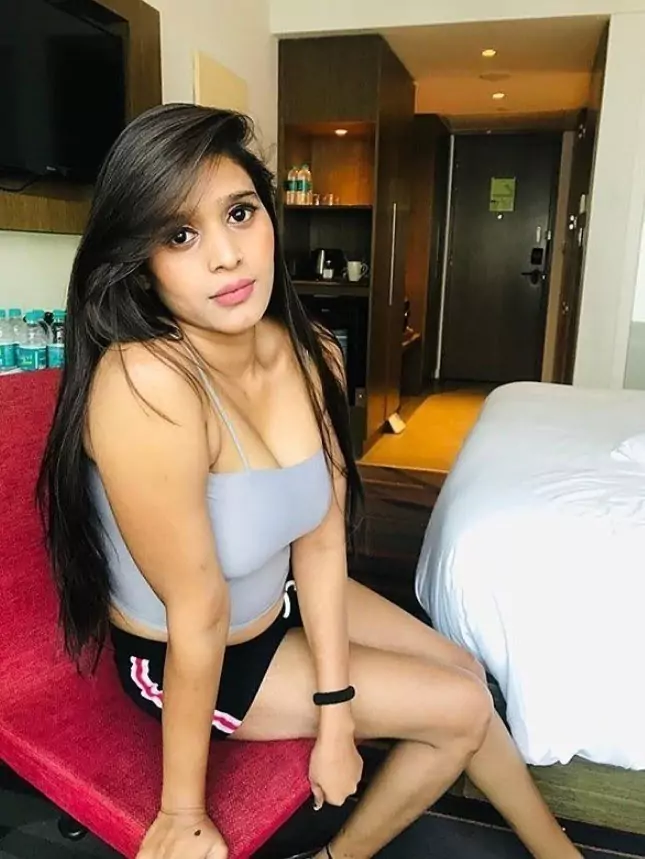 कॉल गर्ल्स सर्विस  थालास्सेरी